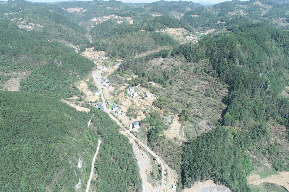 路愈寬，景愈明，可待漫慢行——朝天區(qū)曾家鎮(zhèn)（曾家場鎮(zhèn)至榮樂養(yǎng)生谷）段道路改建工程建設(shè)側(cè)記